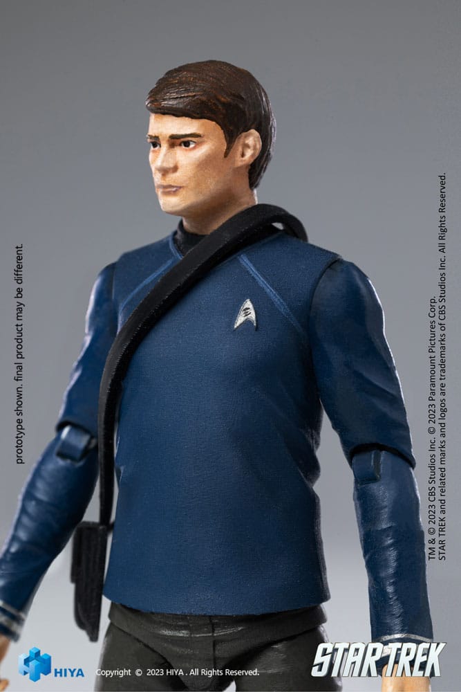 Star Trek (2009) Dr. Leonard McCoy 1/18 Scale Exquisite Mini Action Figure