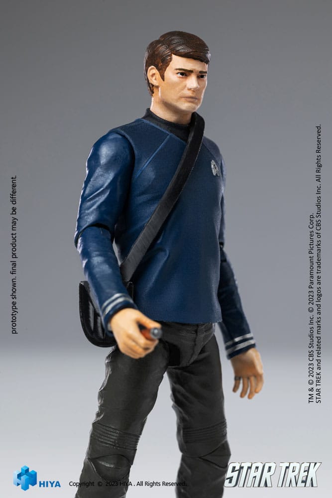 Star Trek (2009) Dr. Leonard McCoy 1/18 Scale Exquisite Mini Action Figure
