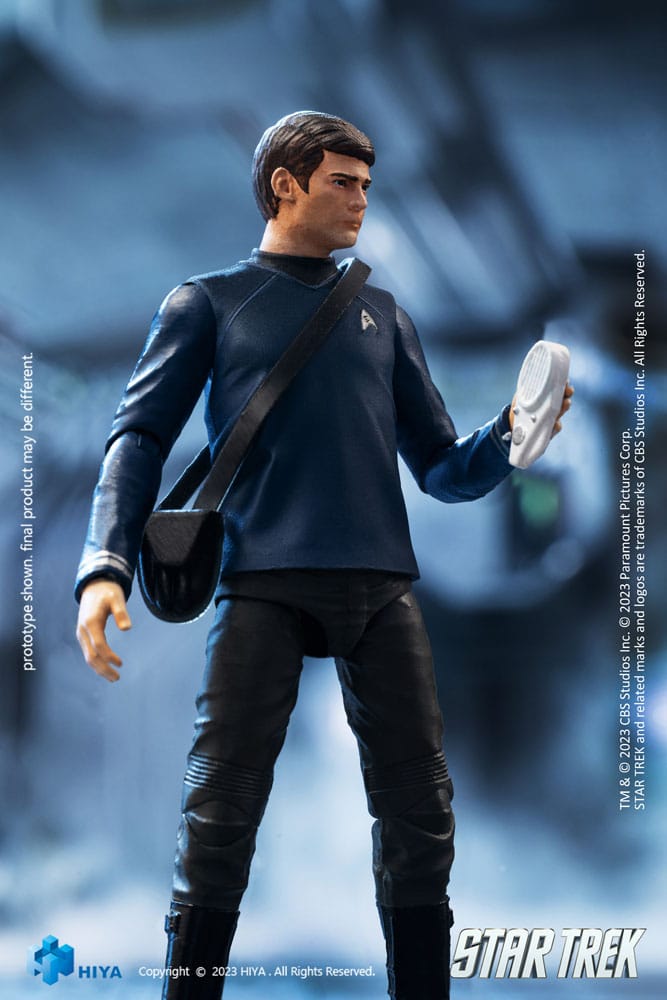 Star Trek (2009) Dr. Leonard McCoy 1/18 Scale Exquisite Mini Action Figure