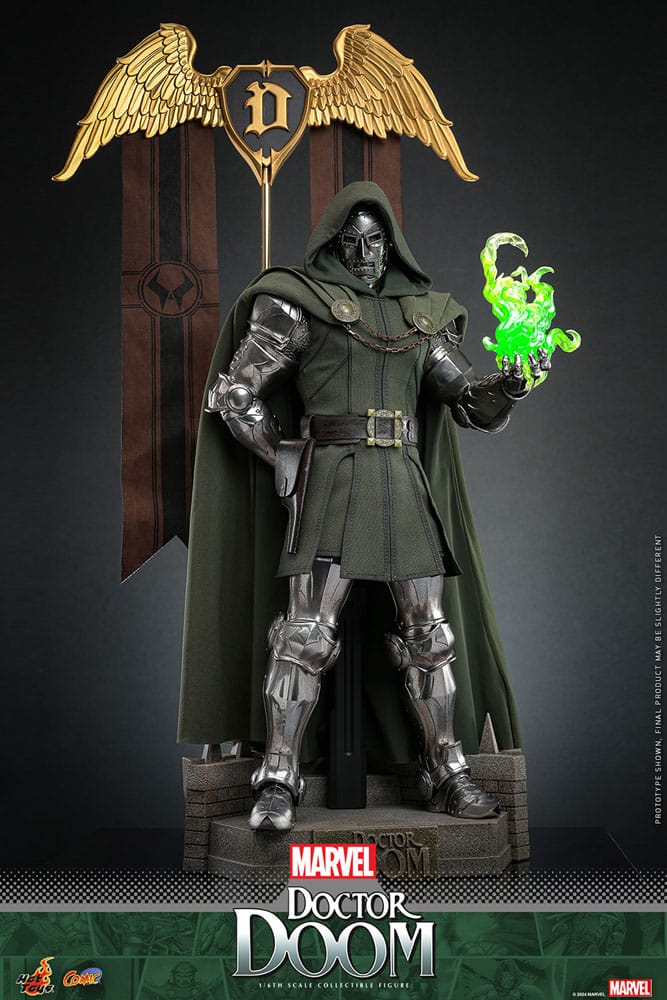 Marvel Comic Doctor Doom 33 cm 1/6 Masterpiece Hot Toy Action Figure