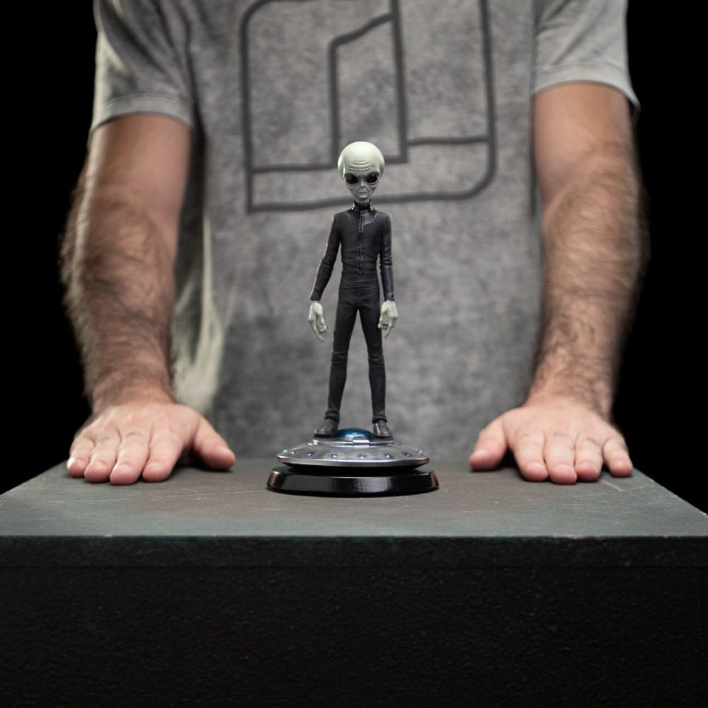 Alien I want to Believe Grey 21 cm 1/10 Art Scale Statue