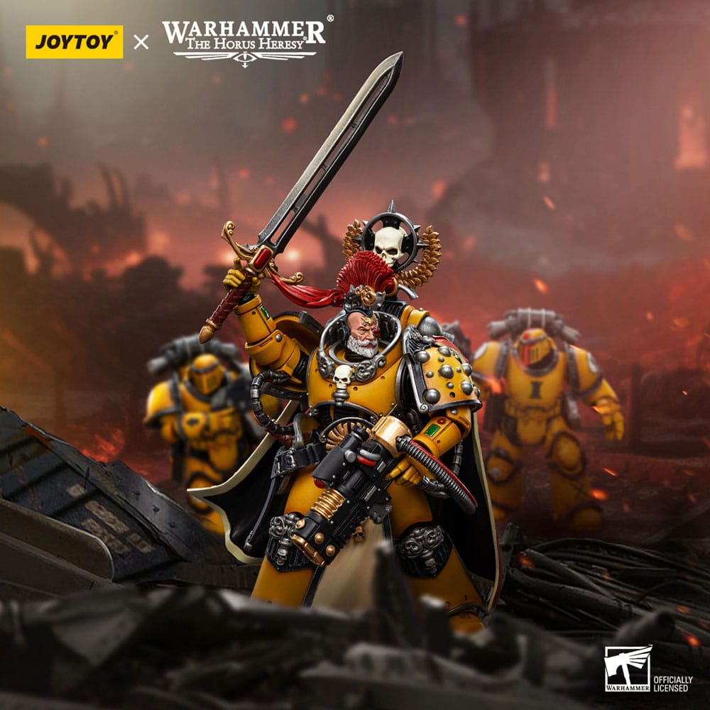 Warhammer The Horus Heresy Imperial Fists Legion Praetor with Power Sword 12 cm 1/18 Action Figure
