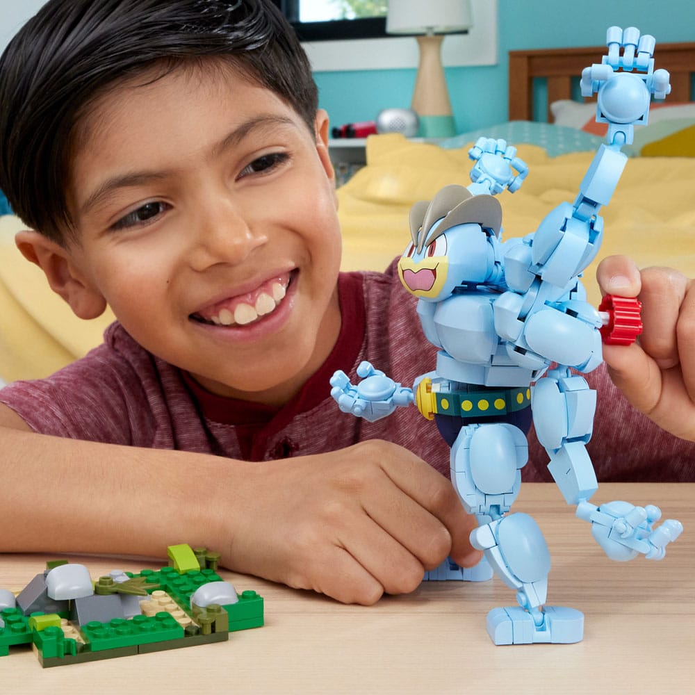 Pokémon Machamp MEGA Construction Set