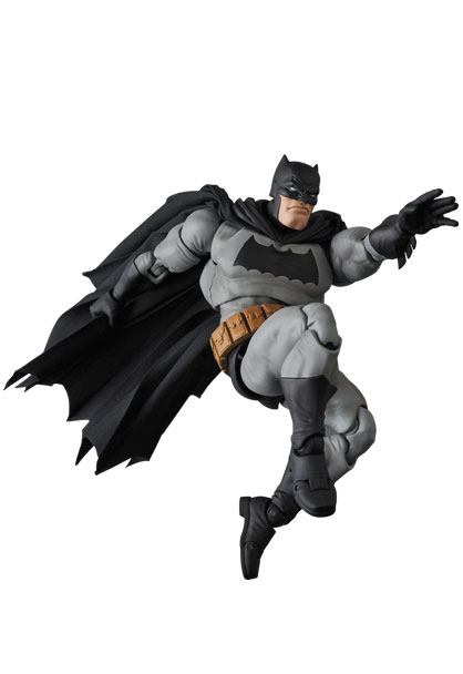 DC Comics The Dark Knight Returns Batman 16cm MAFEX Action Figure