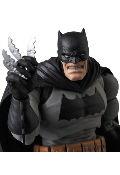 DC Comics The Dark Knight Returns Batman 16cm MAFEX Action Figure