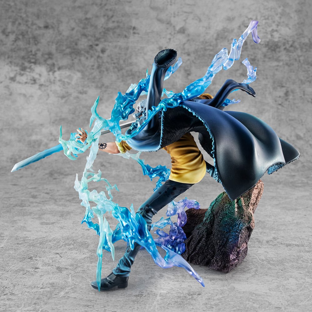 One Piece Portrait Of Pirates WA-MAXIMUM PVC Statue Trafalgar Law The Surgeon of Death Awaken Ver. 27 cm