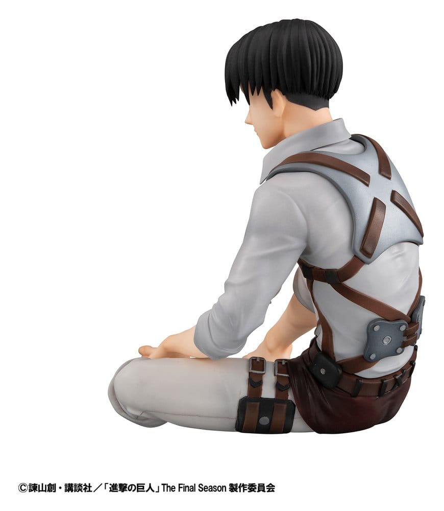 Attack on Titan G.E.M. Series PVC Figure Squad Captain Levi Palm Size 9 cm