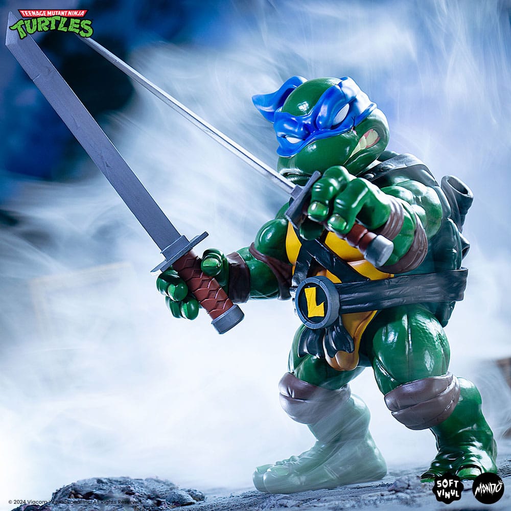 Teenage Mutant Ninja Turtles Leonardo 25 cm Soft Vinyl Figure