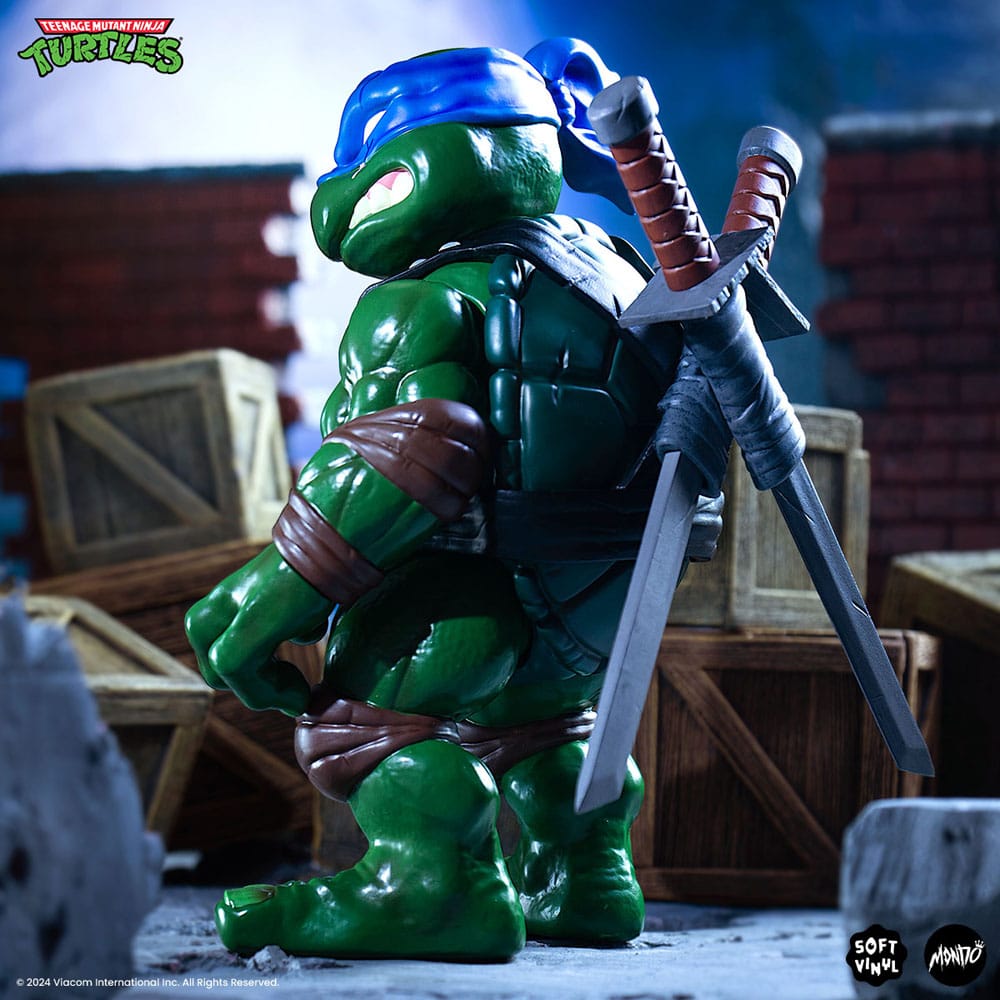 Teenage Mutant Ninja Turtles Leonardo 25 cm Soft Vinyl Figure