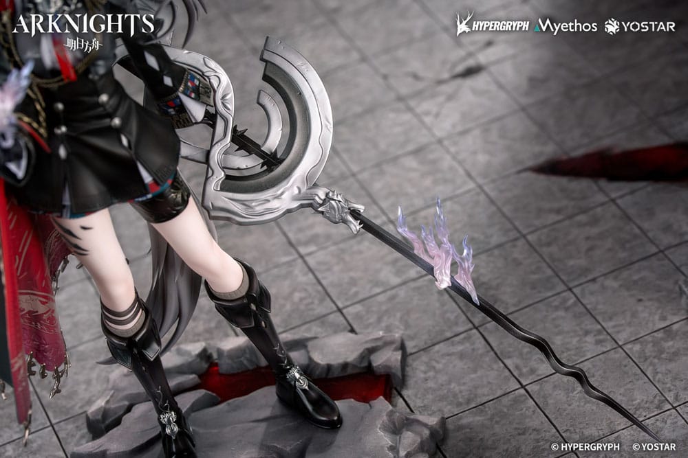 Arknights PVC Statue 1/7 Lappland the Decadenza 26 cm