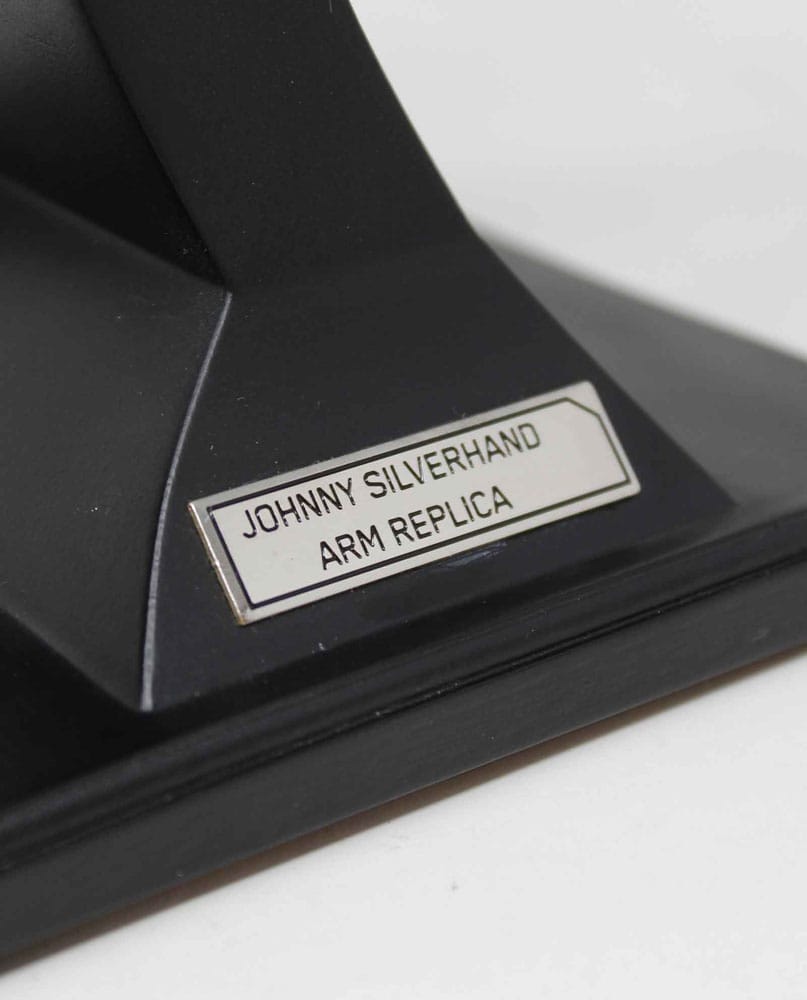 Cyberpunk 2077 - Johnny Silverhand Arm Replica 30cm Display