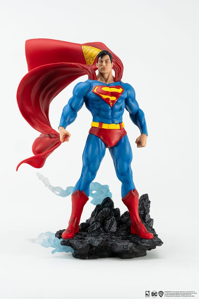 DC Comics Superman Classic Version 30 cm 1/8 Scale PX PVC Statue