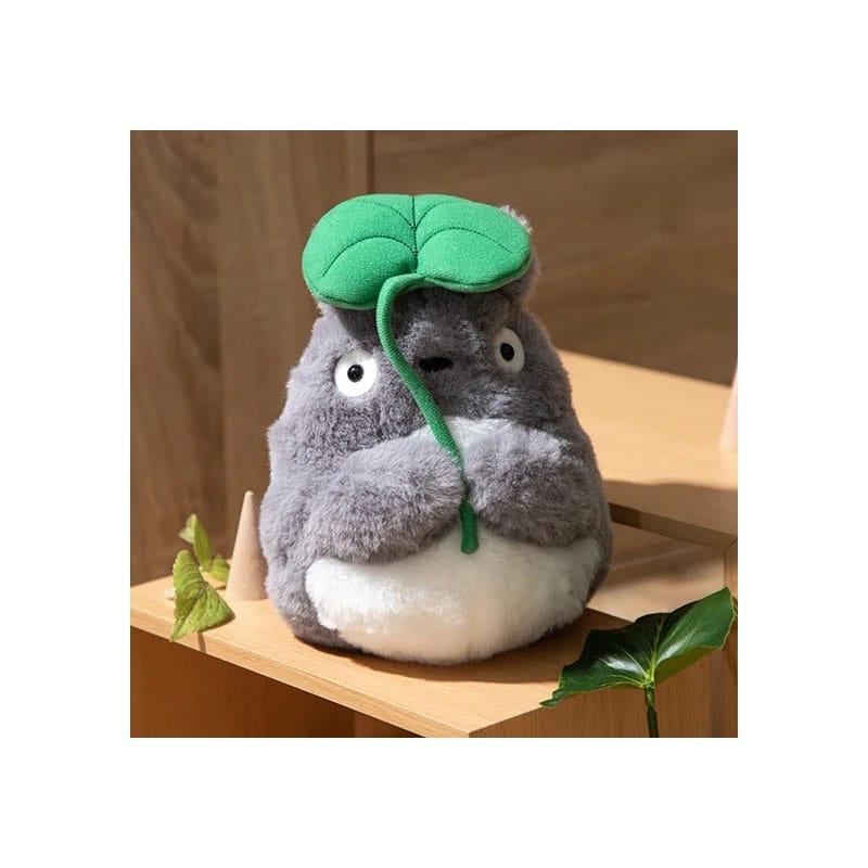 My Neighbor Totoro Nakayoshi Big Totoro with leaf 21 cm Plush Figure