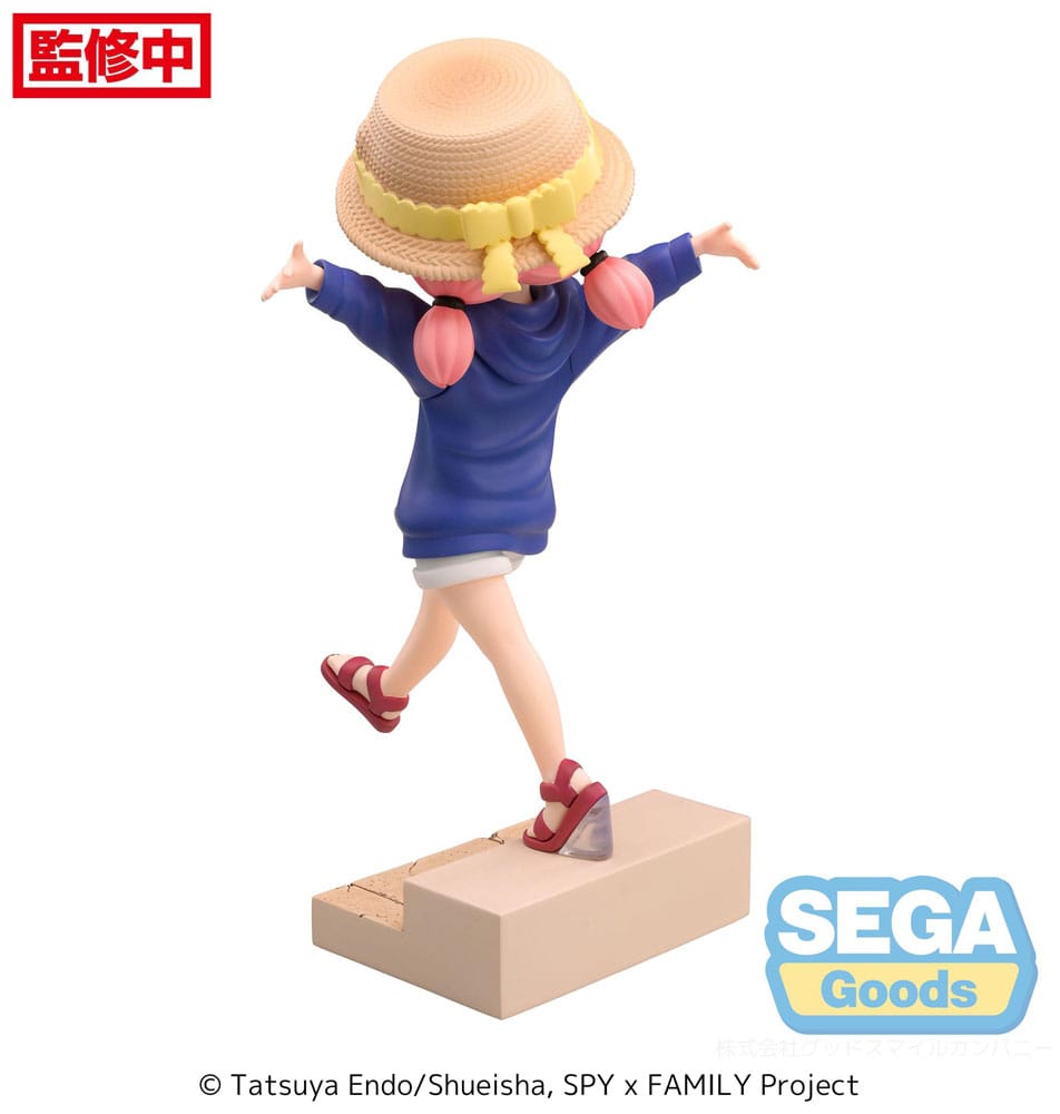 Spy x Family Luminasta Anya Forger Resort! 16 cm PVC Statue