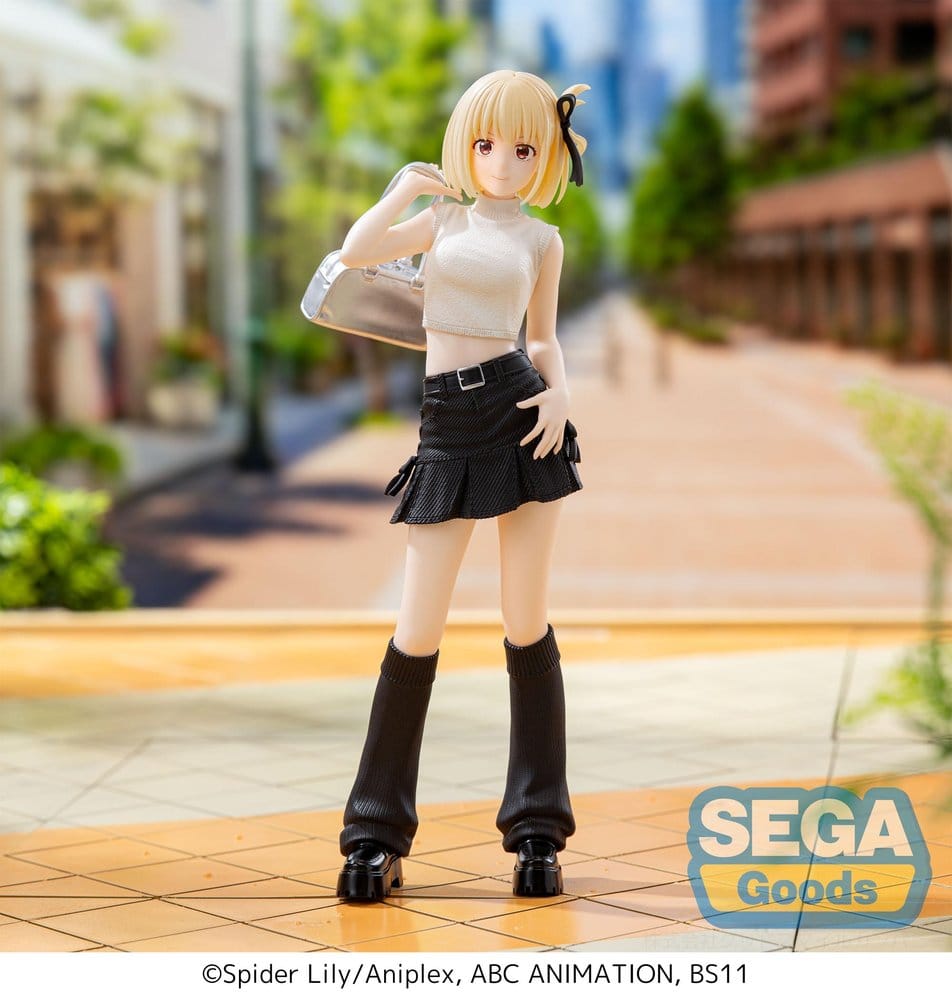 Lycoris Recoil High Premium Figure PVC Figure Chisato Nishikigi Street Snap 20 cm