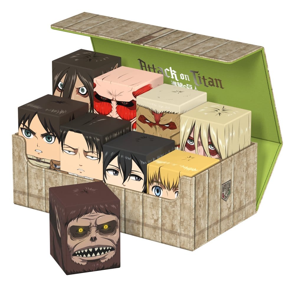 Squaroes Collectors Case 800 Attack on Titan - Shiganshina District