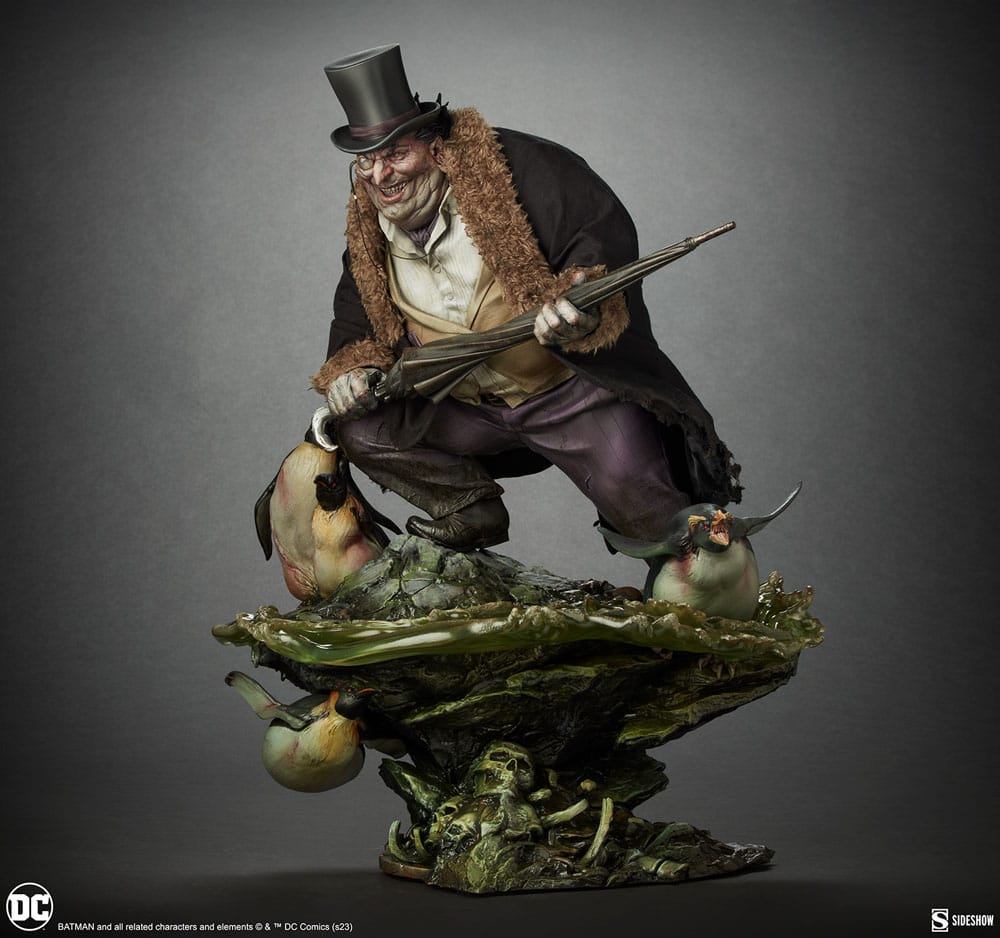 DC Comics Premium Format Statue The Penguin 51 cm