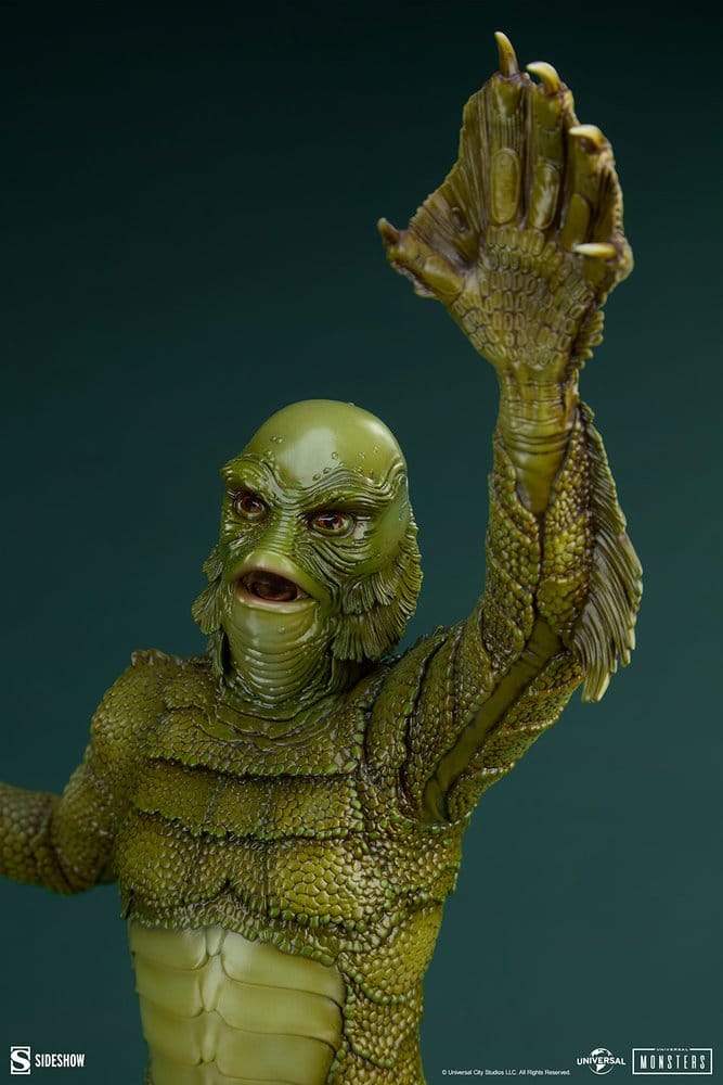 Universal Monsters Premium Format Figure Creature from the Black Lagoon 80 cm