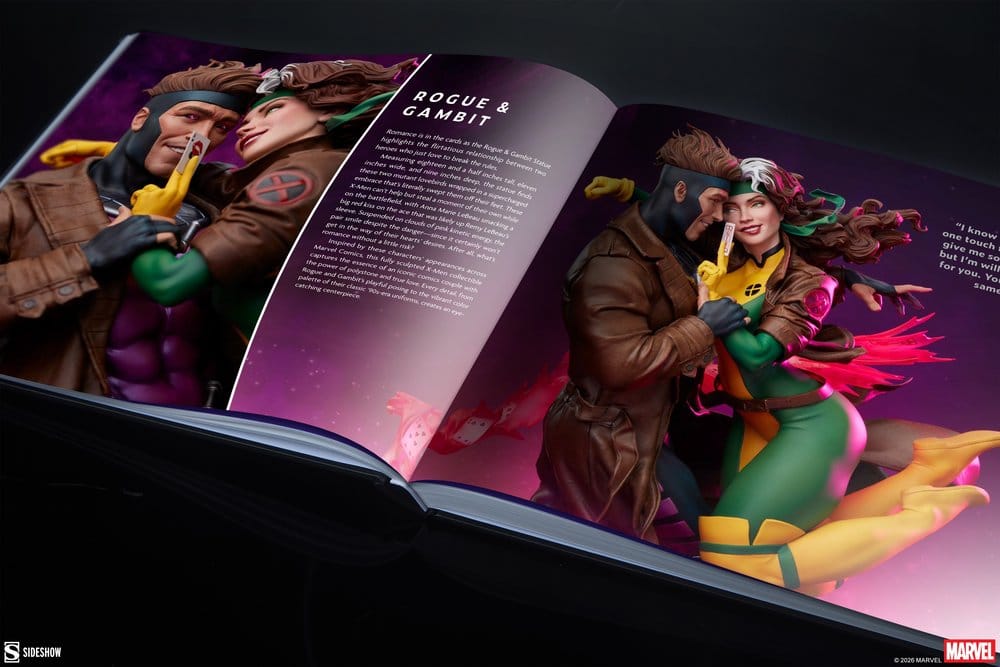Marvel Book Collecting the Universe: The Art of Sideshow (Hardcover)