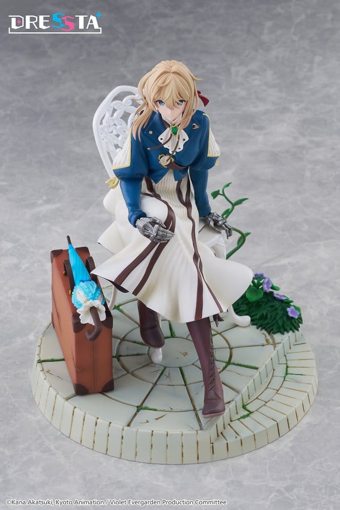 Violet Evergarden Dressta PVC Figure Violet Evergarden 17 cm