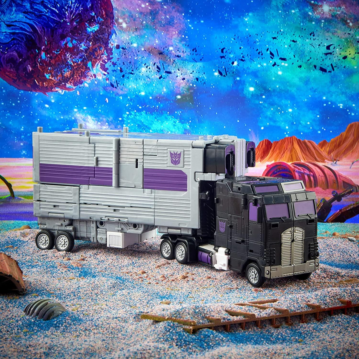 Transformers Generations Legacy Decepticon Motormaster