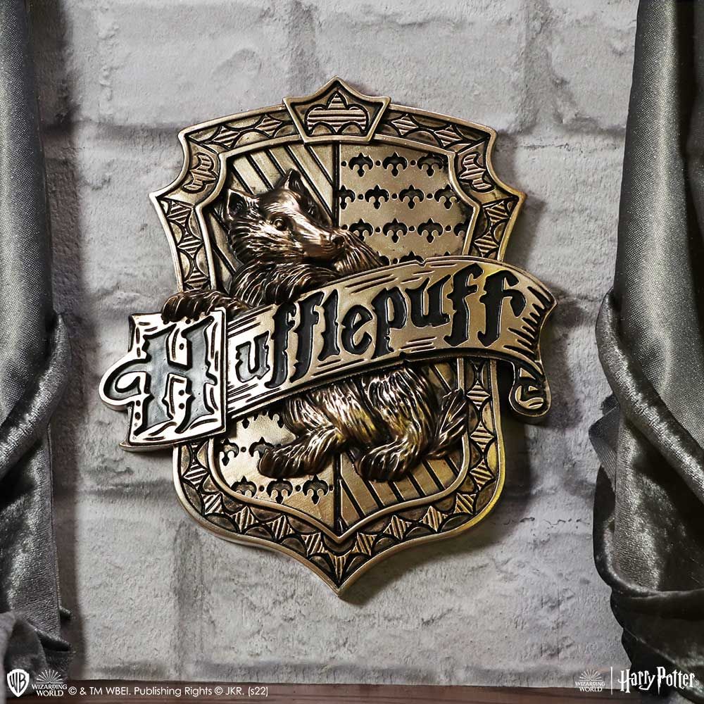 Harry Potter Hufflepuff Crest Wall Plaque 20.5cm