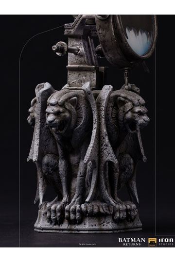 DC Comics Batman Deluxe Art Scale 1/10 Statue - Batman  Returns