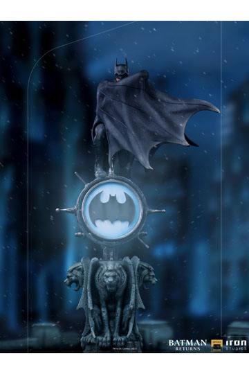 DC Comics Batman Deluxe Art Scale 1/10 Statue - Batman  Returns