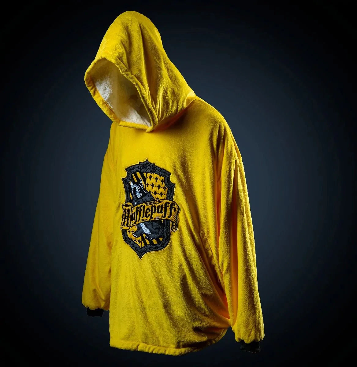 Harry Potter: Hufflepuff Oversized Hoodie Blanket