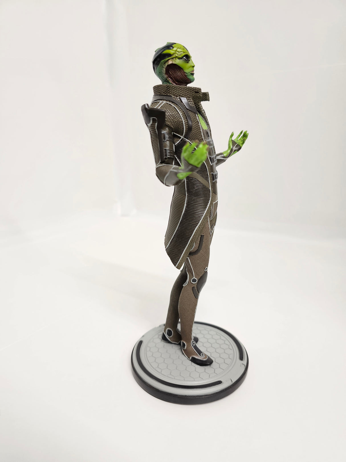 Mass Effect Thane Krios Statue