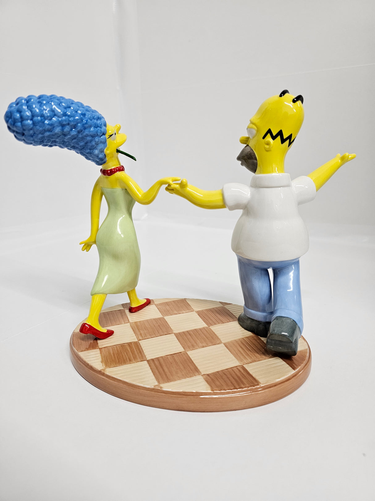 The Simpsons Two To Tango Homer And Marge Coalport Figurine