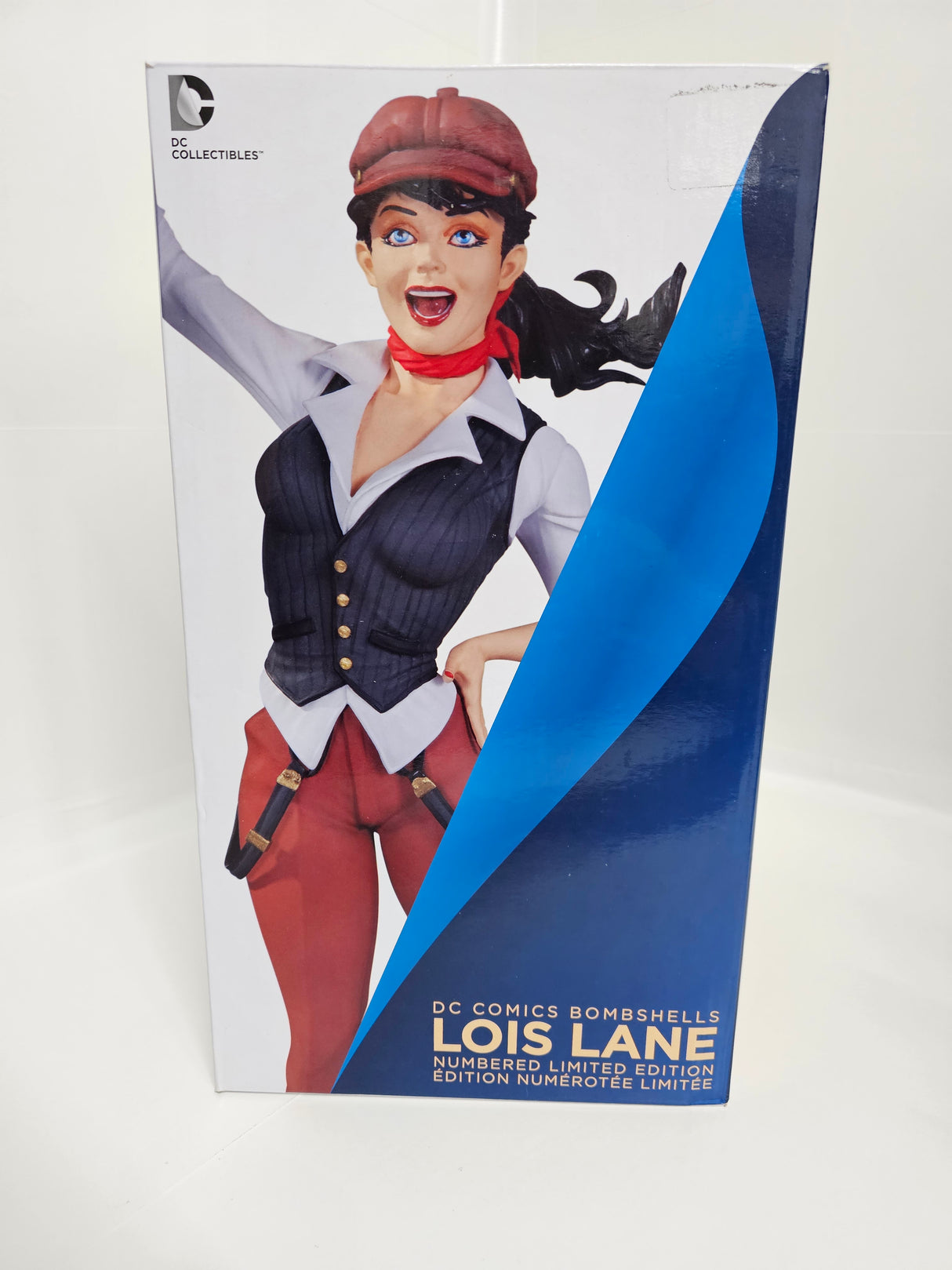 DC Comics Lois Lane Bombshells Statue