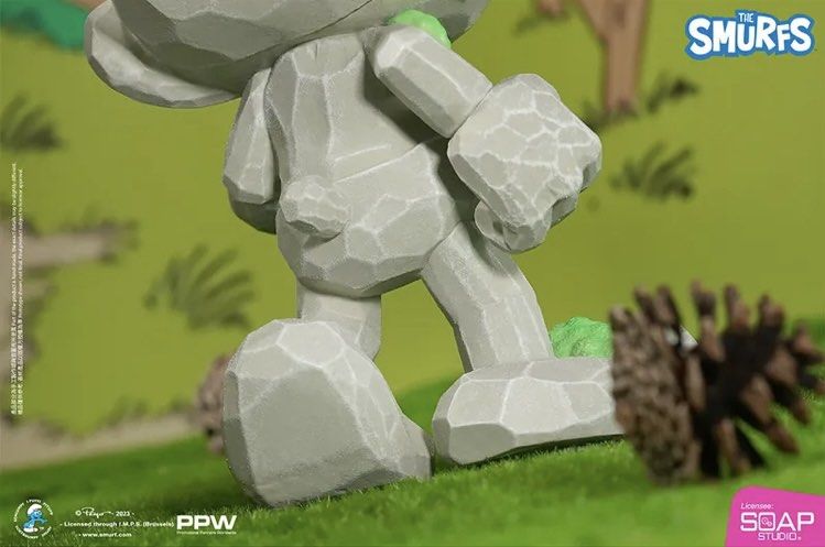 The Smurfs Engraving Jokey Figure (White Stone Version)