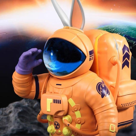 Looney Tunes Bugs Bunny Astronaut Statue
