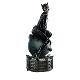 DC Comics Batman Returns Catwoman Legacy 1/4 Scale Statue