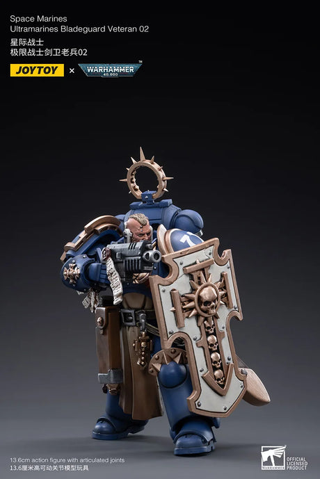 Warhammer 40K Ultramarines Bladeguard Veteran 02 1/18 Scale Figure