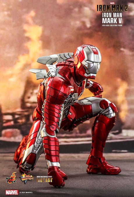 Marvel: Iron Man Mark V: 1/6 Scale Hot Toys Collectible Figure