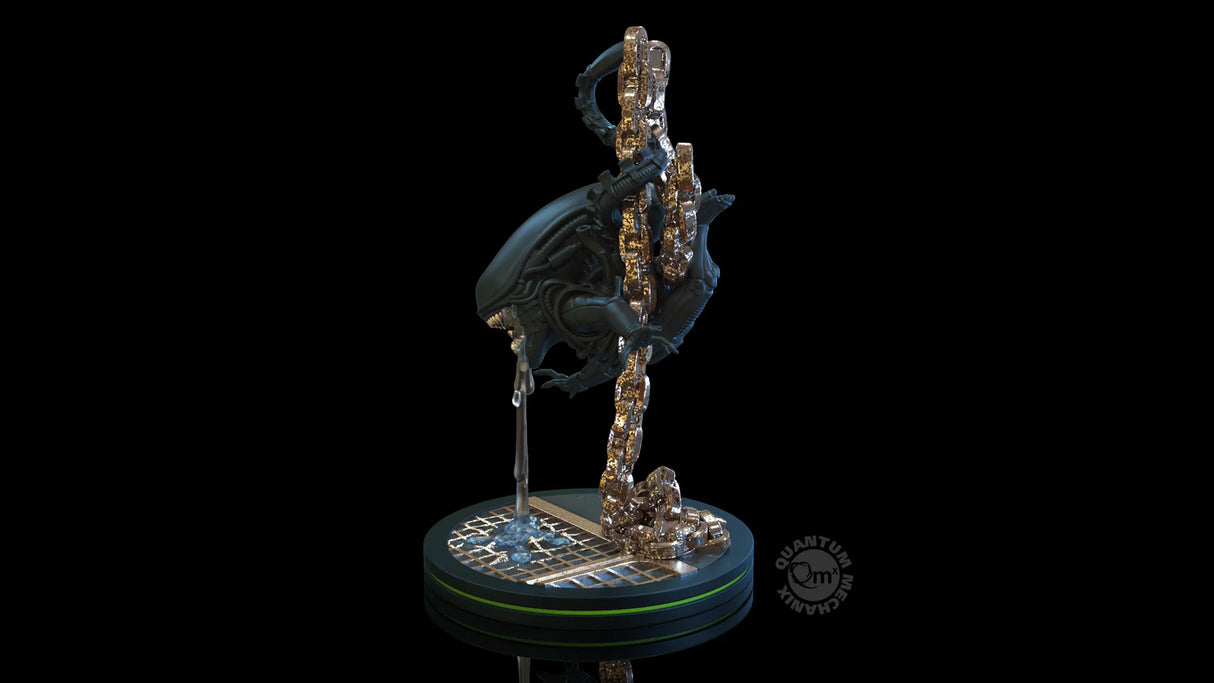 Alien Xenomorph 6 Inch QMX Q-Fig Diorama