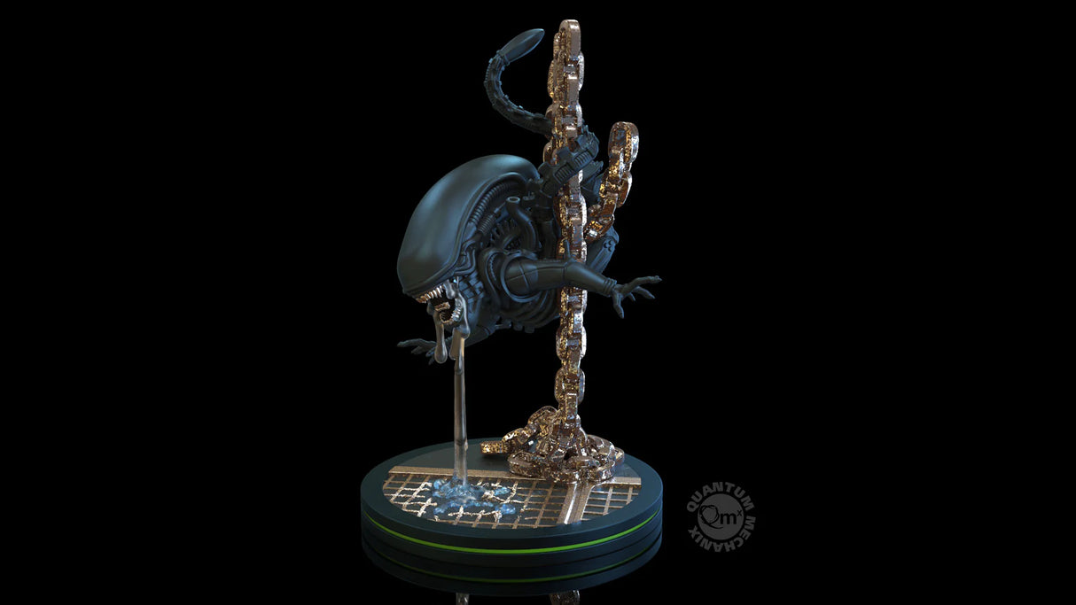 Alien Xenomorph 6 Inch QMX Q-Fig Diorama