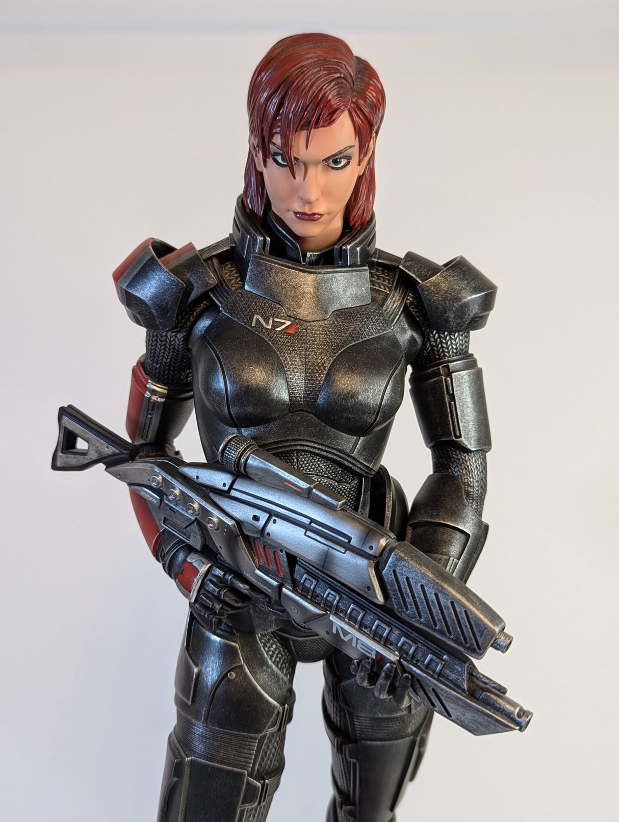Mass Effect - Femshep 20" Exclusive Edition Gaming Heads Statue