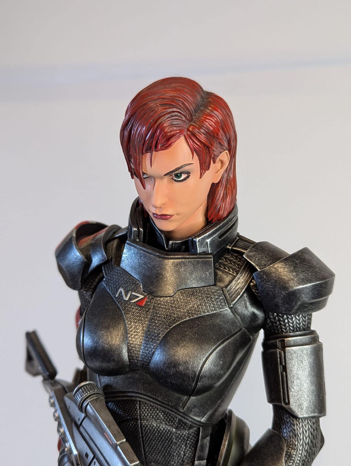Mass Effect - Femshep 20" Exclusive Edition Gaming Heads Statue