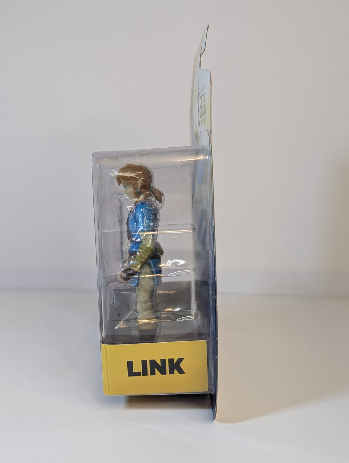 The Legend of Zelda Breath of the Wild - Link (With Soldier's Broadsword) - 4" Action Figure