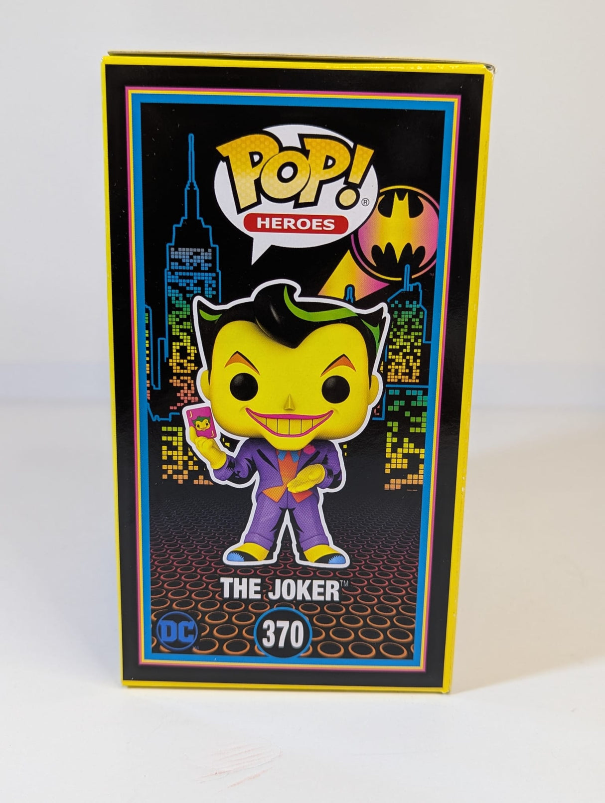 DC Comics Batman The Animated Series The Joker (Blacklight) Funko Pop! Vinyl Figure #370