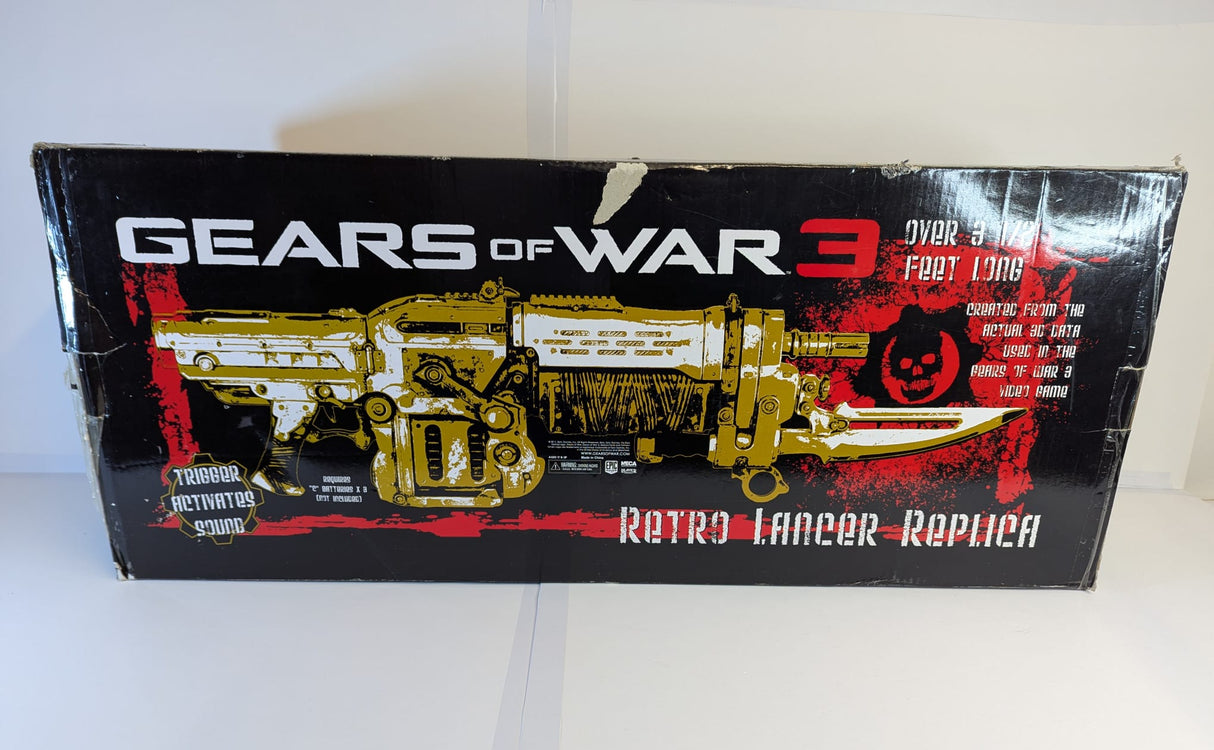 Gears of War 3 - Retro Lancer (Gold Version) 36" 1:1 Full Size Replica by NECA