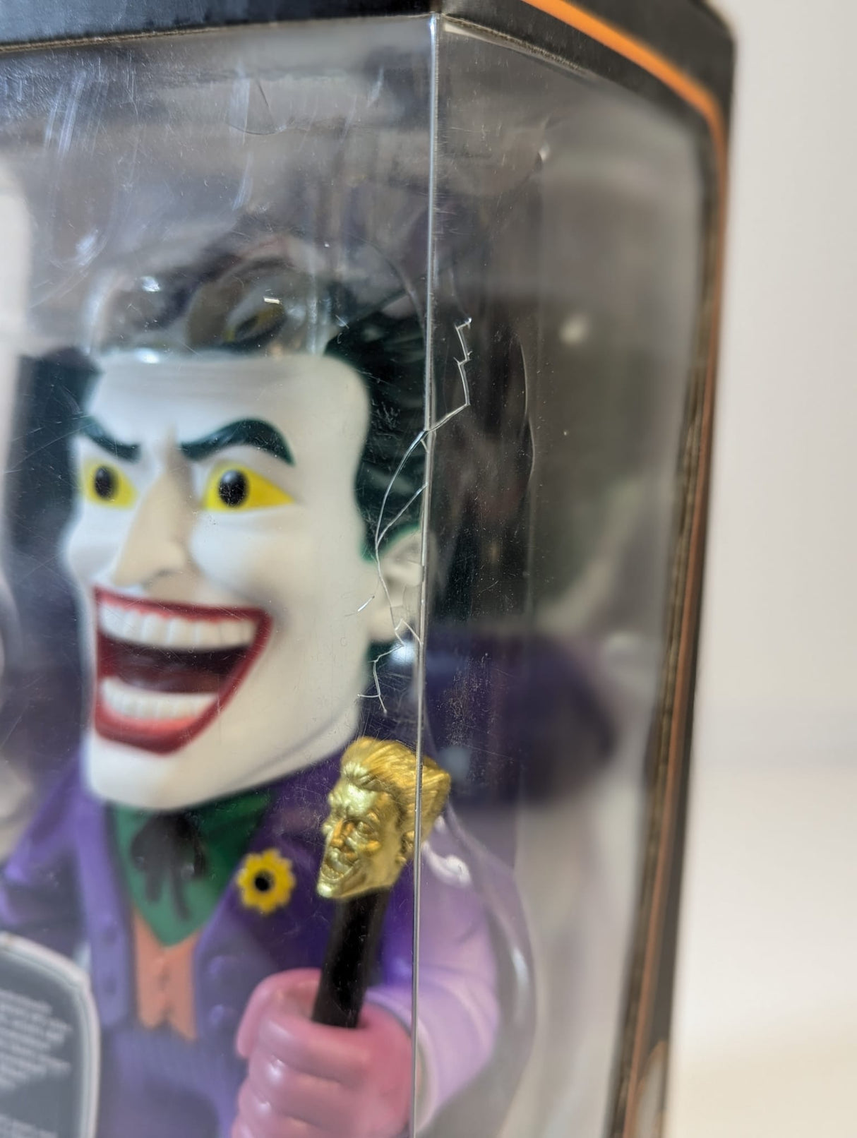 DC Comics - The Joker - Hikari Japanese Vinyl Figure (Limited 750 Pieces)