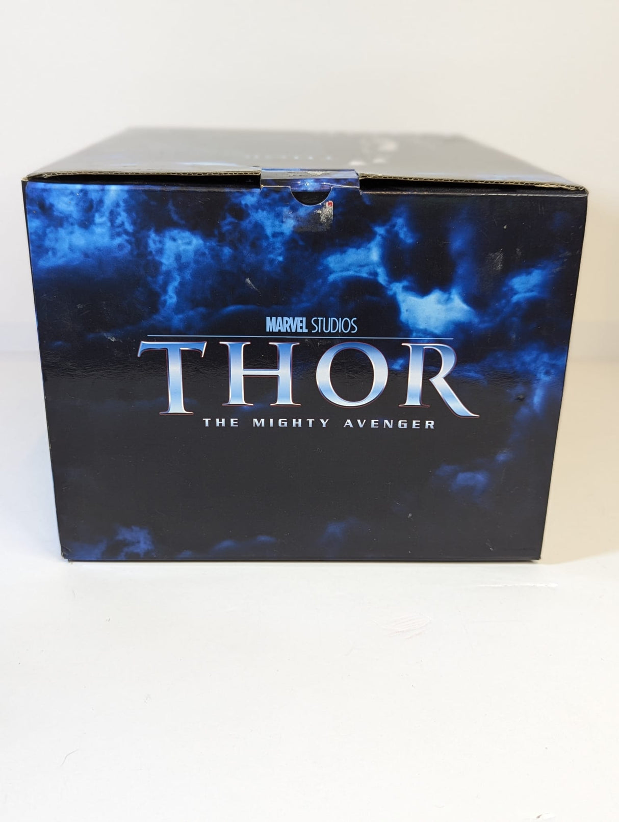 Marvel Thor (2011) Gentle Giant Bust Signed by Chris Hemsworth