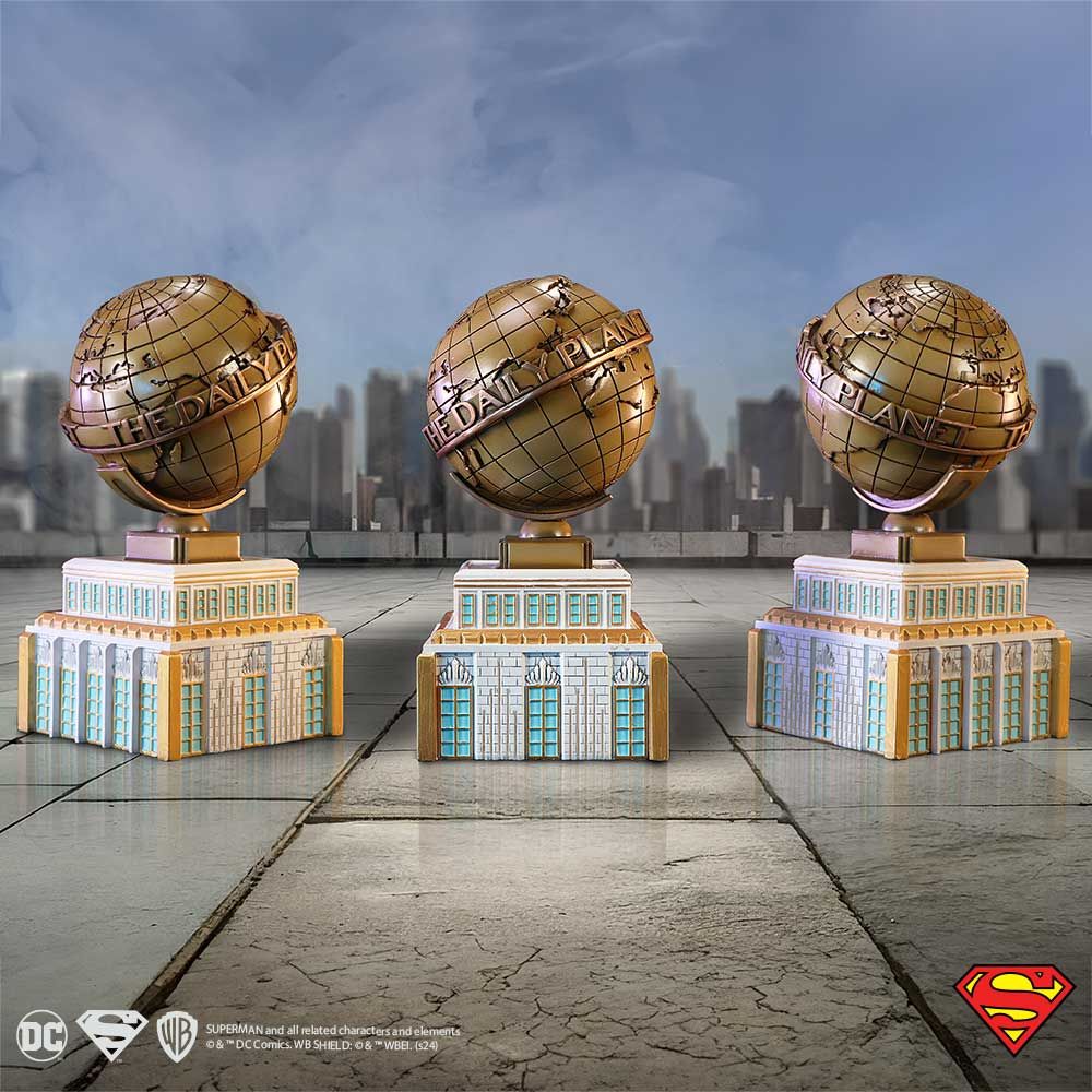 DC Comics The Daily Planet Bookend