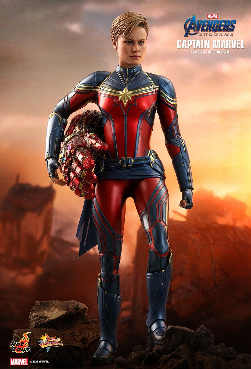 Marvel: Avengers Endgame: Captain Marvel  1/6 Scale Hot Toys Collectible Figure