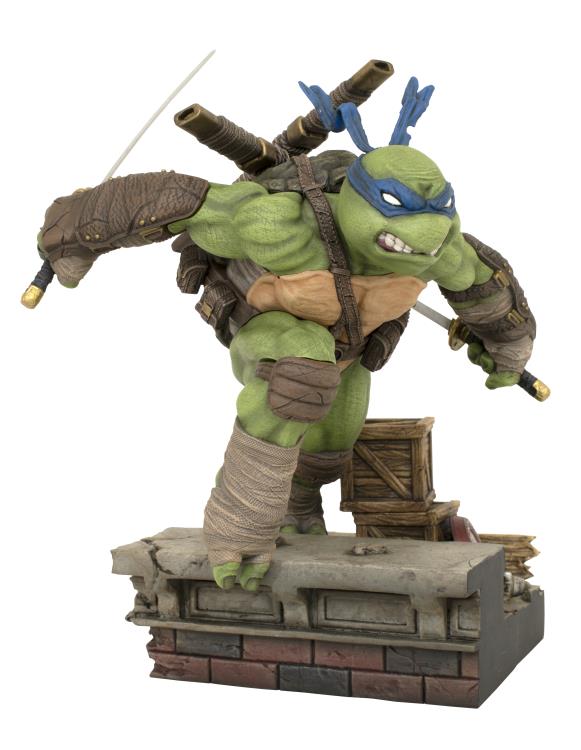 Teenage Mutant Ninja Turtles Leonardo Gallery PVC Statue