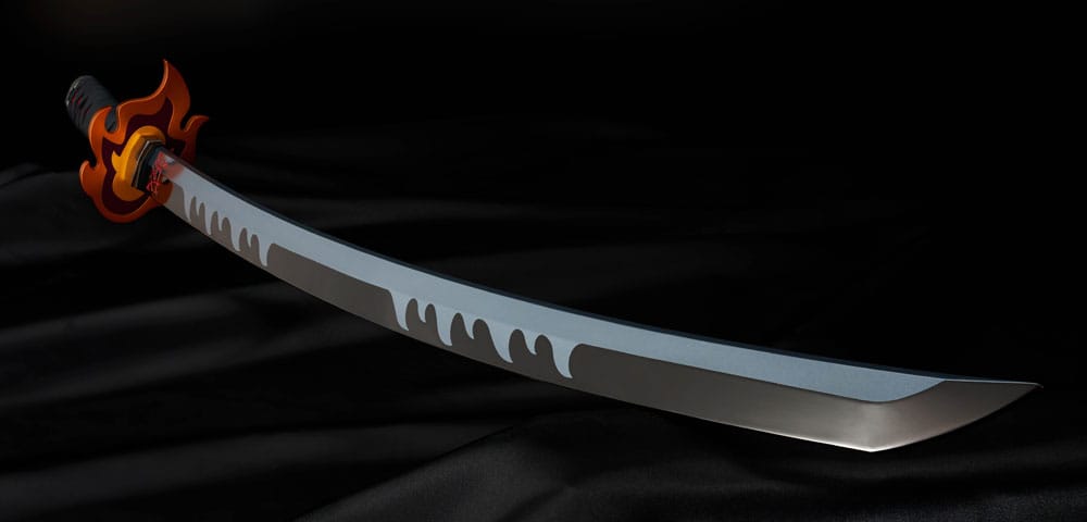 Demon Slayer Kimetsu no Yaiba Nichirin Sword (Tanjiro Kamado) Kyojuro Rengoku´s Sword Gueard Ver. 88 cm 1/1 Proplica Replica